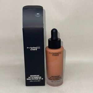 MAC Studio Waterweight SPF 30 Foundation NW43 1 fl oz / 30 mL NIB
